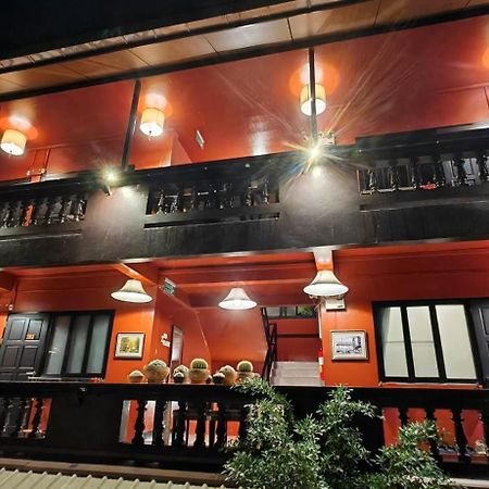 Hoh Guesthouse Chiang Mai Bagian luar foto