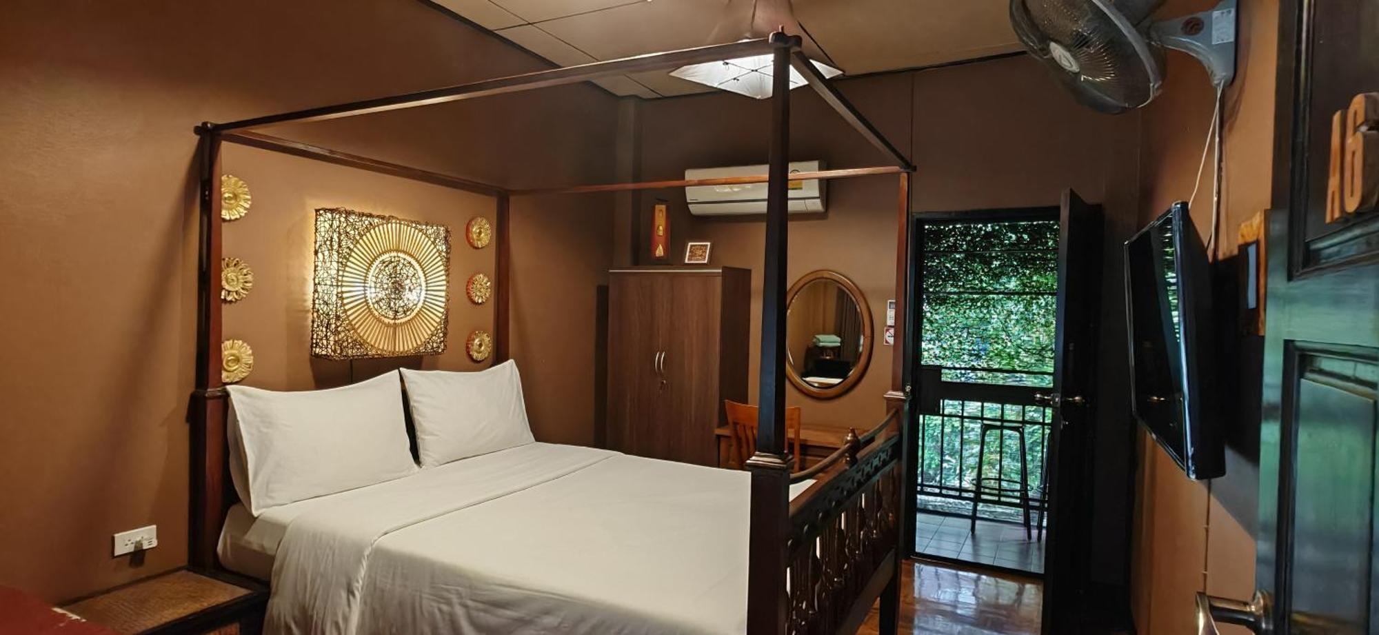 Hoh Guesthouse Chiang Mai Bagian luar foto