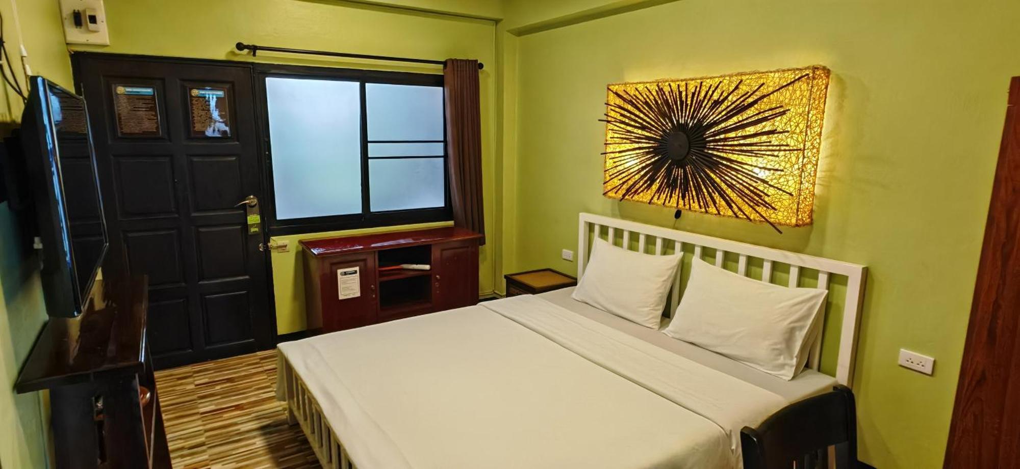 Hoh Guesthouse Chiang Mai Bagian luar foto