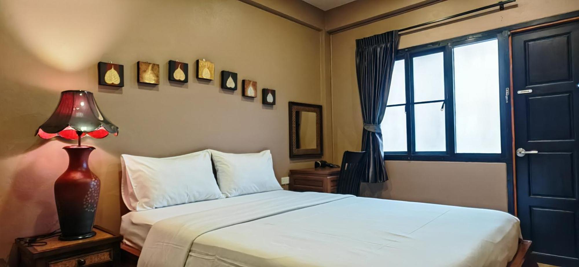 Hoh Guesthouse Chiang Mai Bagian luar foto