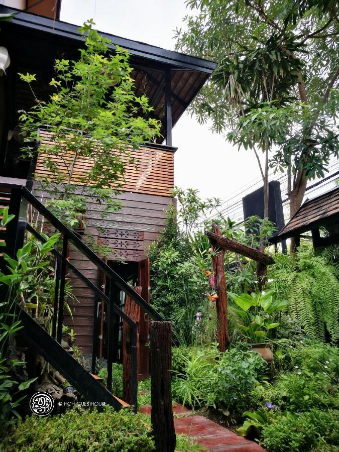 Hoh Guesthouse Chiang Mai Bagian luar foto